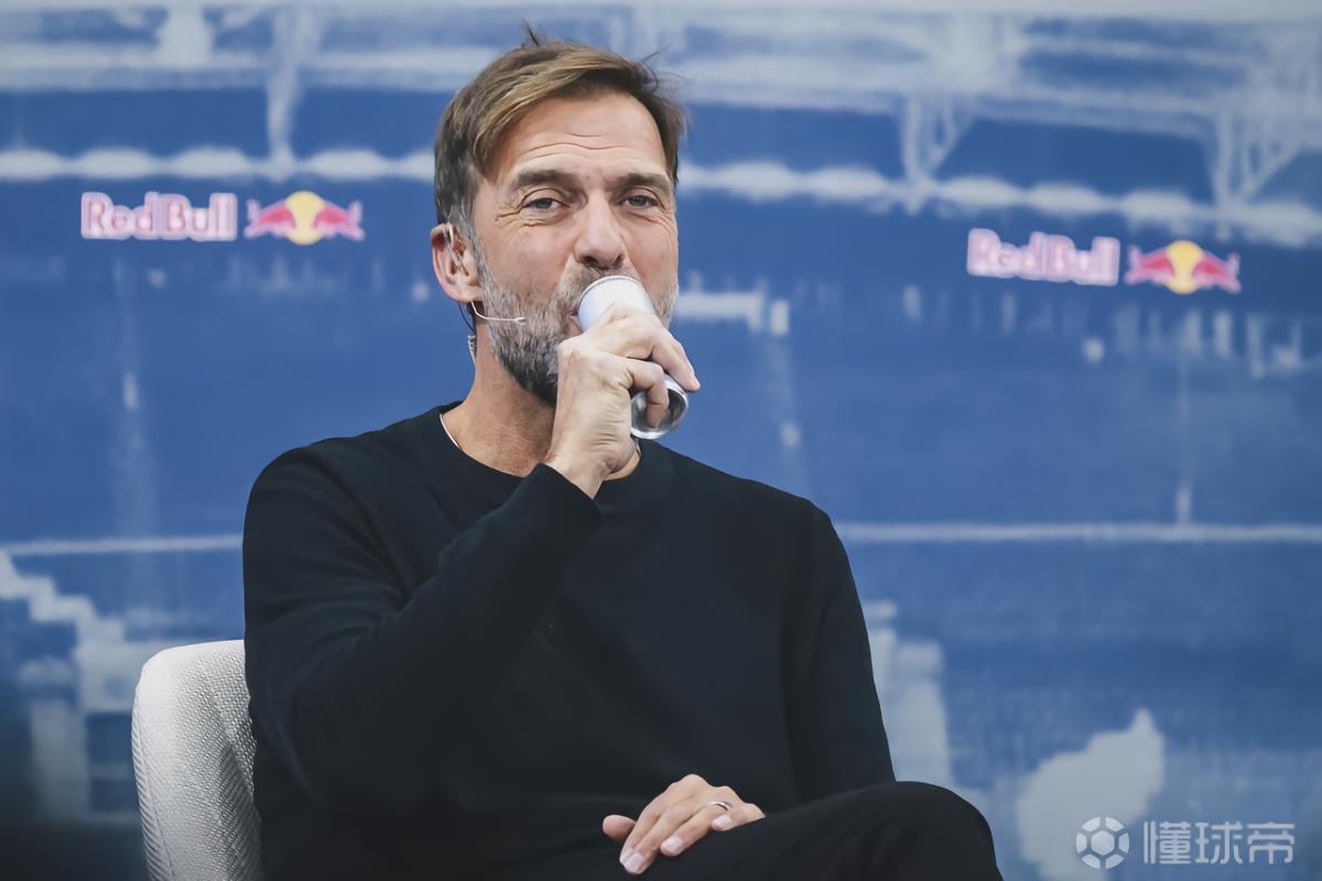 克洛普：世界杯中补水暂停就是个幌子，他们是为塞进更多广告